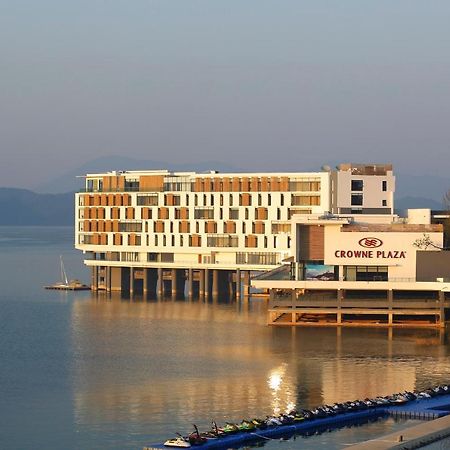 Crowne Plaza Huangshan Taiping Lake, An Ihg Hotel Ngoại thất bức ảnh